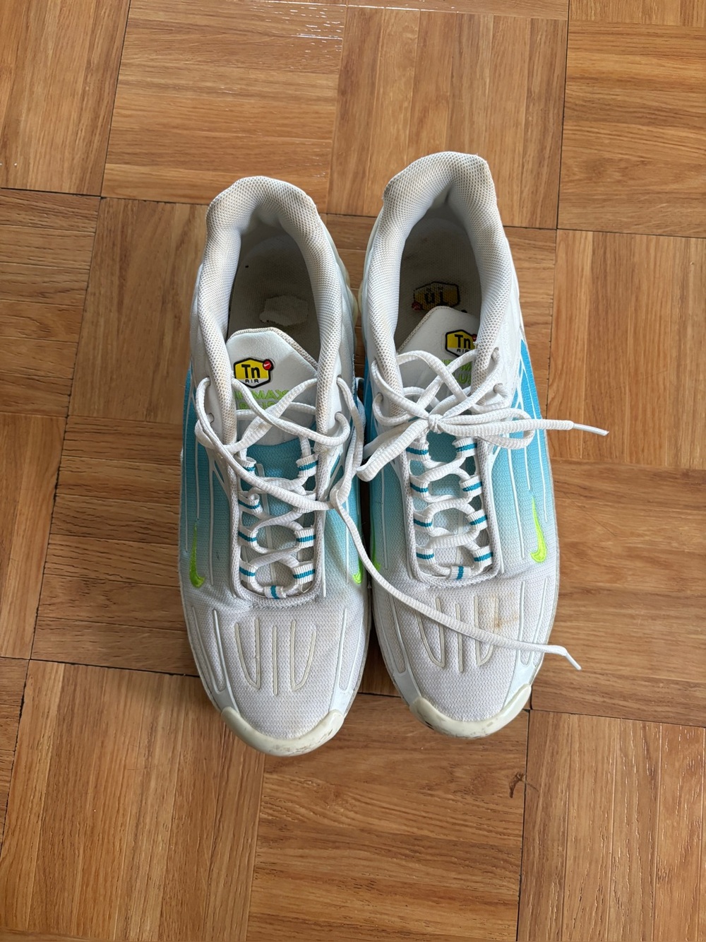 Nike sneakers size 11